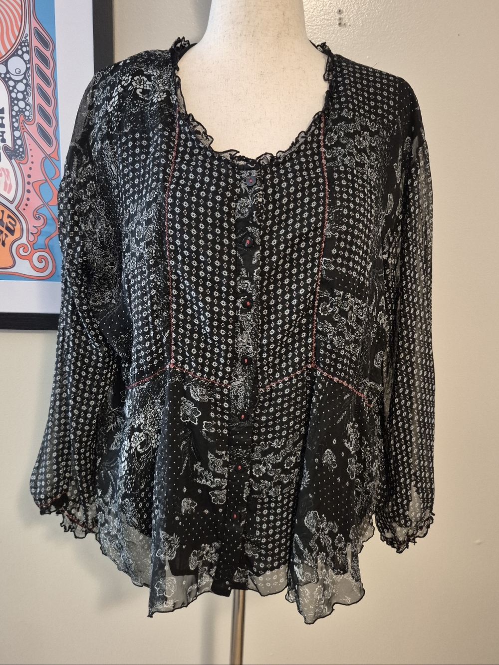 Coldwater Creek L Lined Black White Lace Lettuce Trim. Casual Workwear
